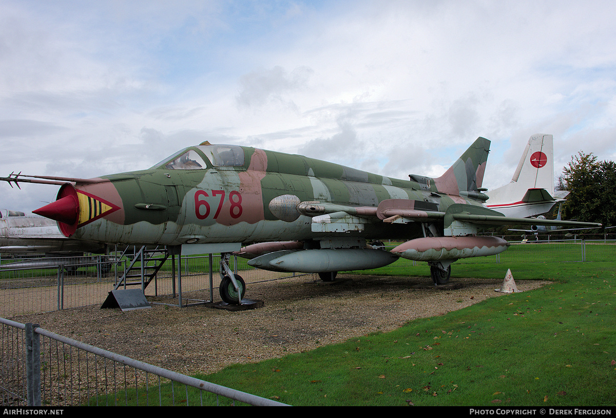 Aircraft Photo of 678 | Sukhoi Su-22M4 | East Germany - Air Force | AirHistory.net #733938