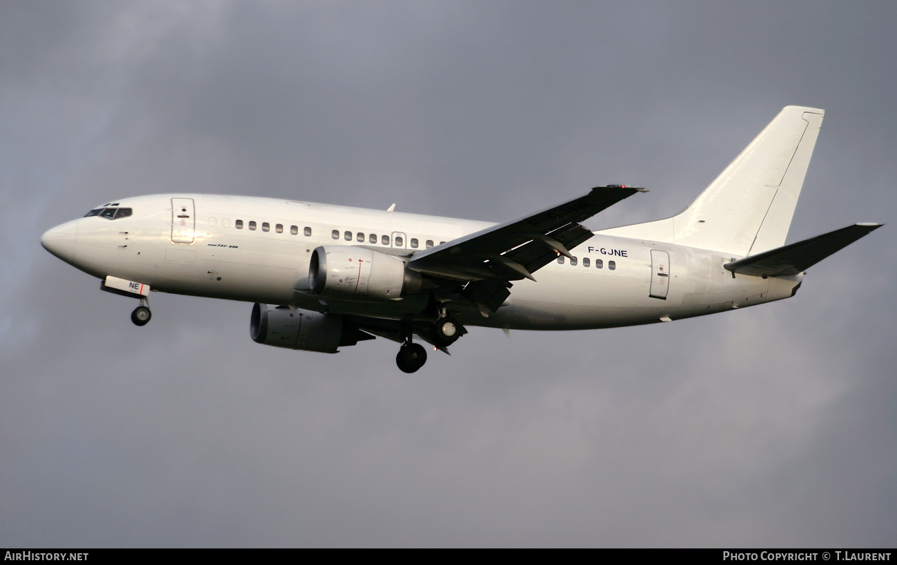 Aircraft Photo of F-GJNE | Boeing 737-528 | AirHistory.net #733940
