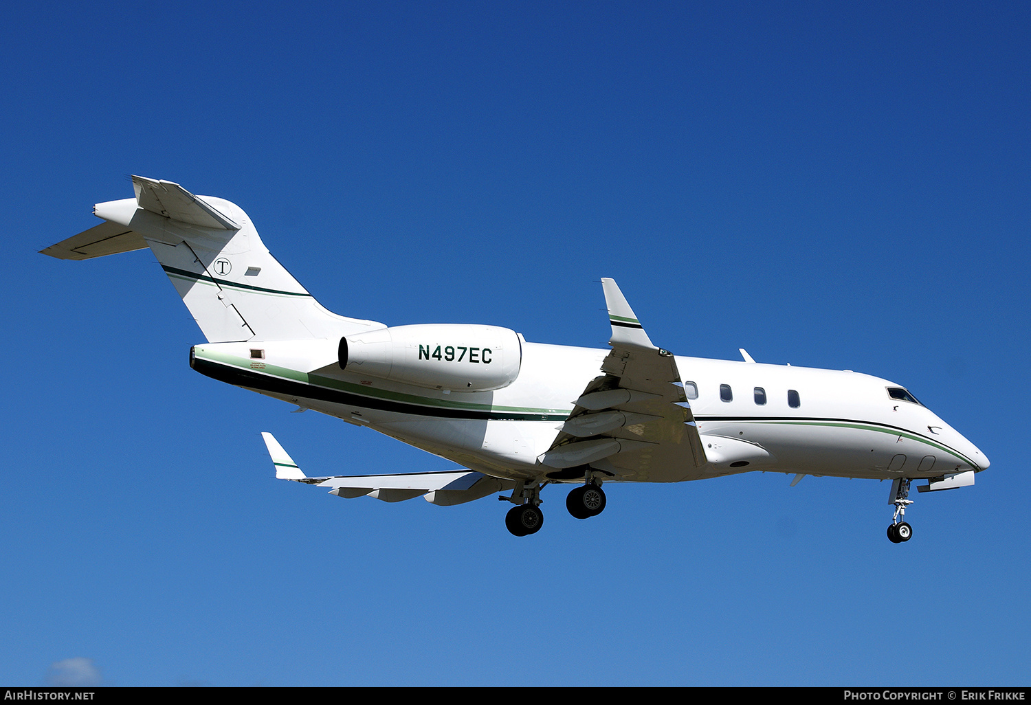 Aircraft Photo of N497EC | Bombardier Challenger 300 (BD-100-1A10) | AirHistory.net #734094