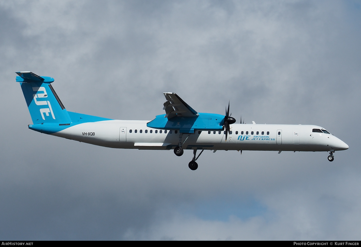 Aircraft Photo of VH-8QB | Bombardier DHC-8-402 Dash 8 | NJE - National Jet Express | AirHistory.net #734152