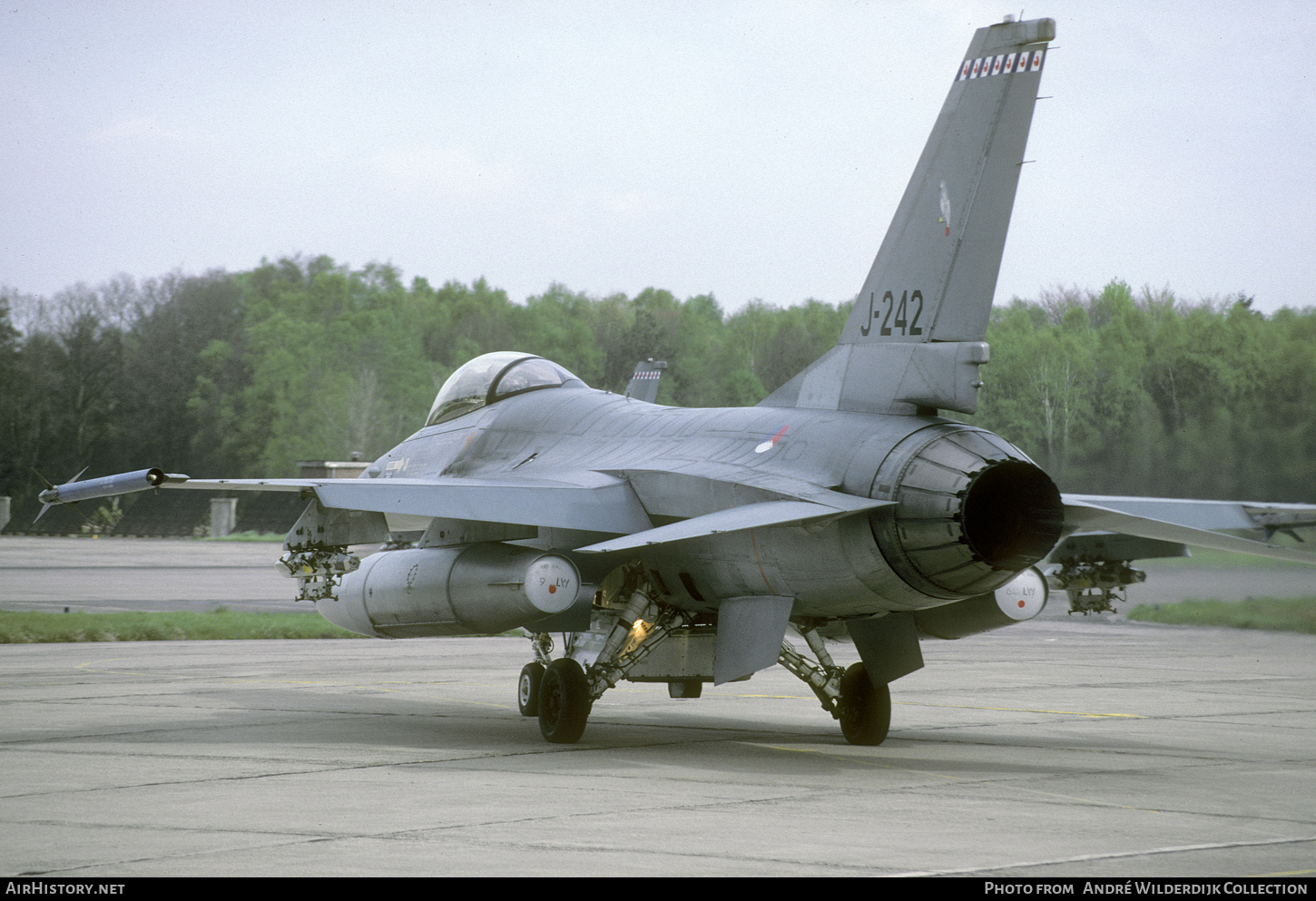 Aircraft Photo of J-242 | General Dynamics F-16A Fighting Falcon | Netherlands - Air Force | AirHistory.net #734241