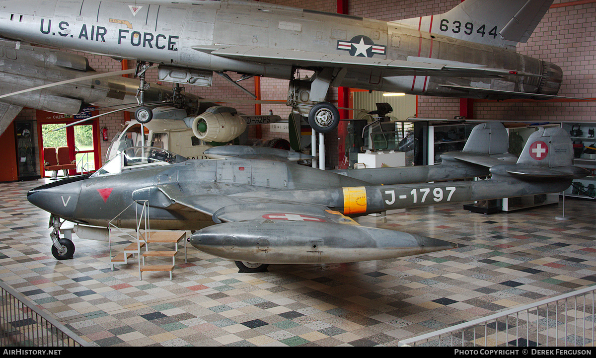 Aircraft Photo of J-1797 | De Havilland D.H. 112 Venom FB54 | Switzerland - Air Force | AirHistory.net #734273