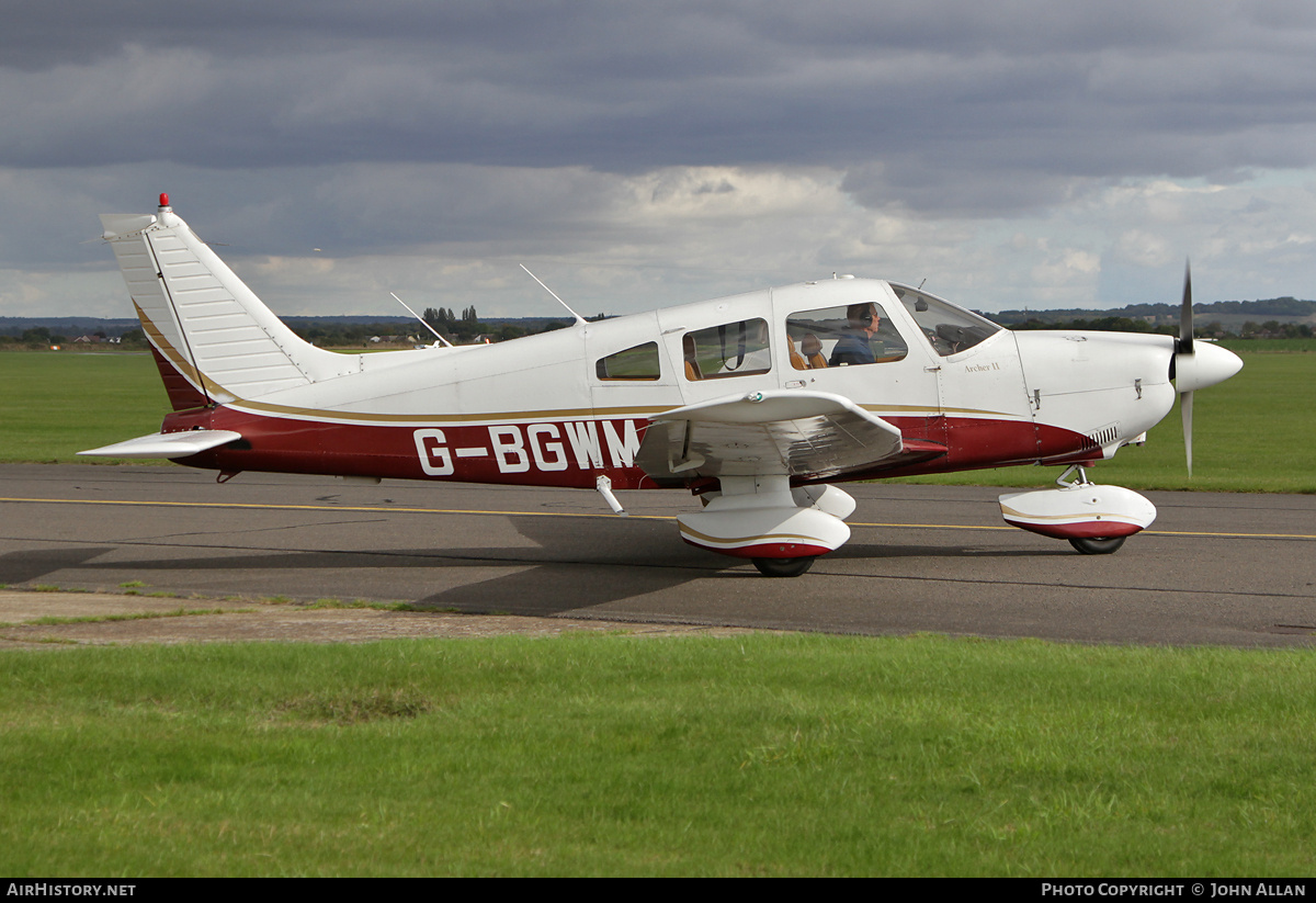 Aircraft Photo of G-BGWM | Piper PA-28-181 Archer II | AirHistory.net #734297