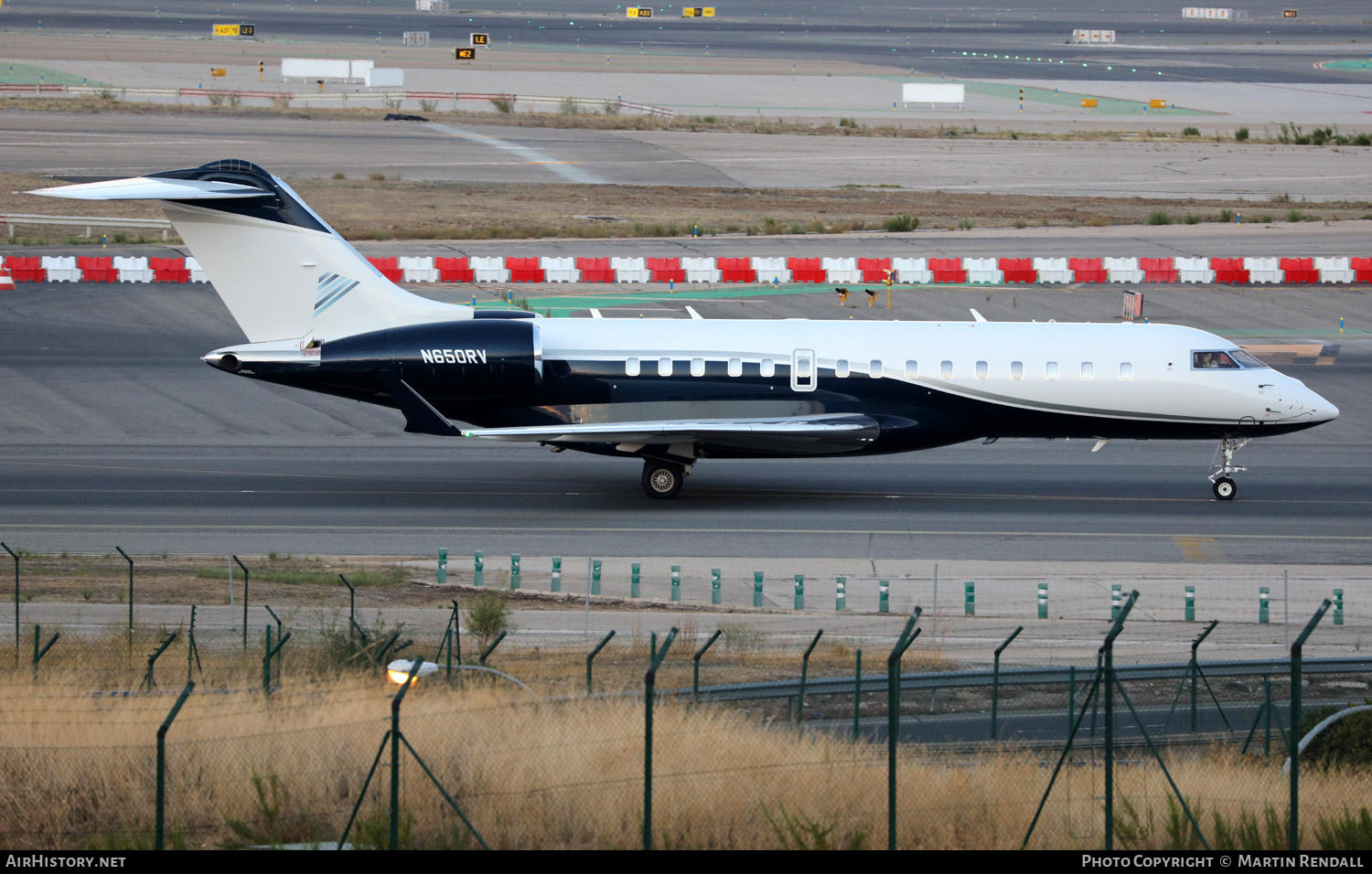 Aircraft Photo of N650RV | Bombardier Global 6000 (BD-700-1A10) | AirHistory.net #734298
