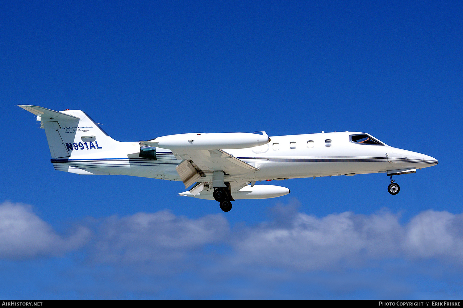 Aircraft Photo of N991AL | Gates Learjet 35A | AirHistory.net #734333