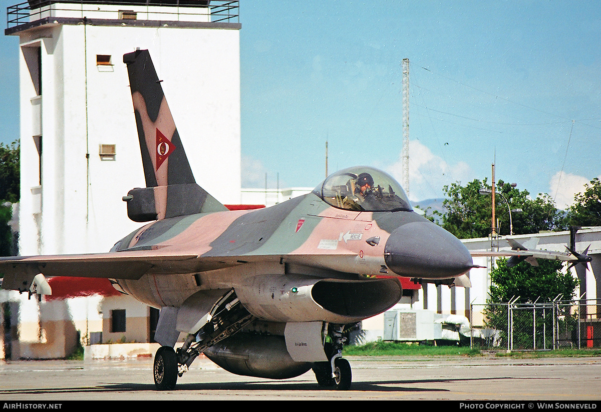 Aircraft Photo of 4827 | General Dynamics F-16A Fighting Falcon | Venezuela - Air Force | AirHistory.net #734342
