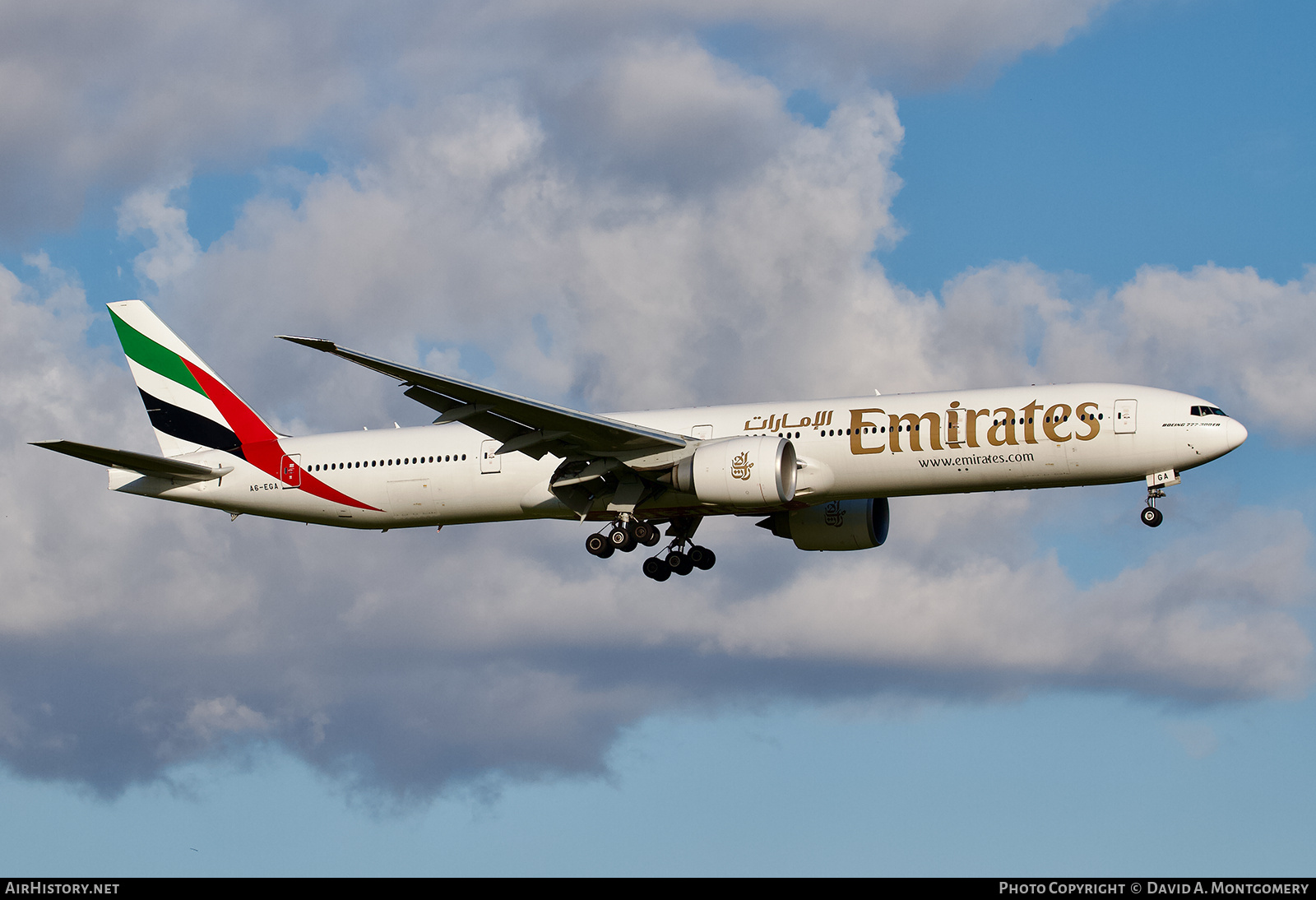 Aircraft Photo of A6-EGA | Boeing 777-31H/ER | Emirates | AirHistory.net #734363