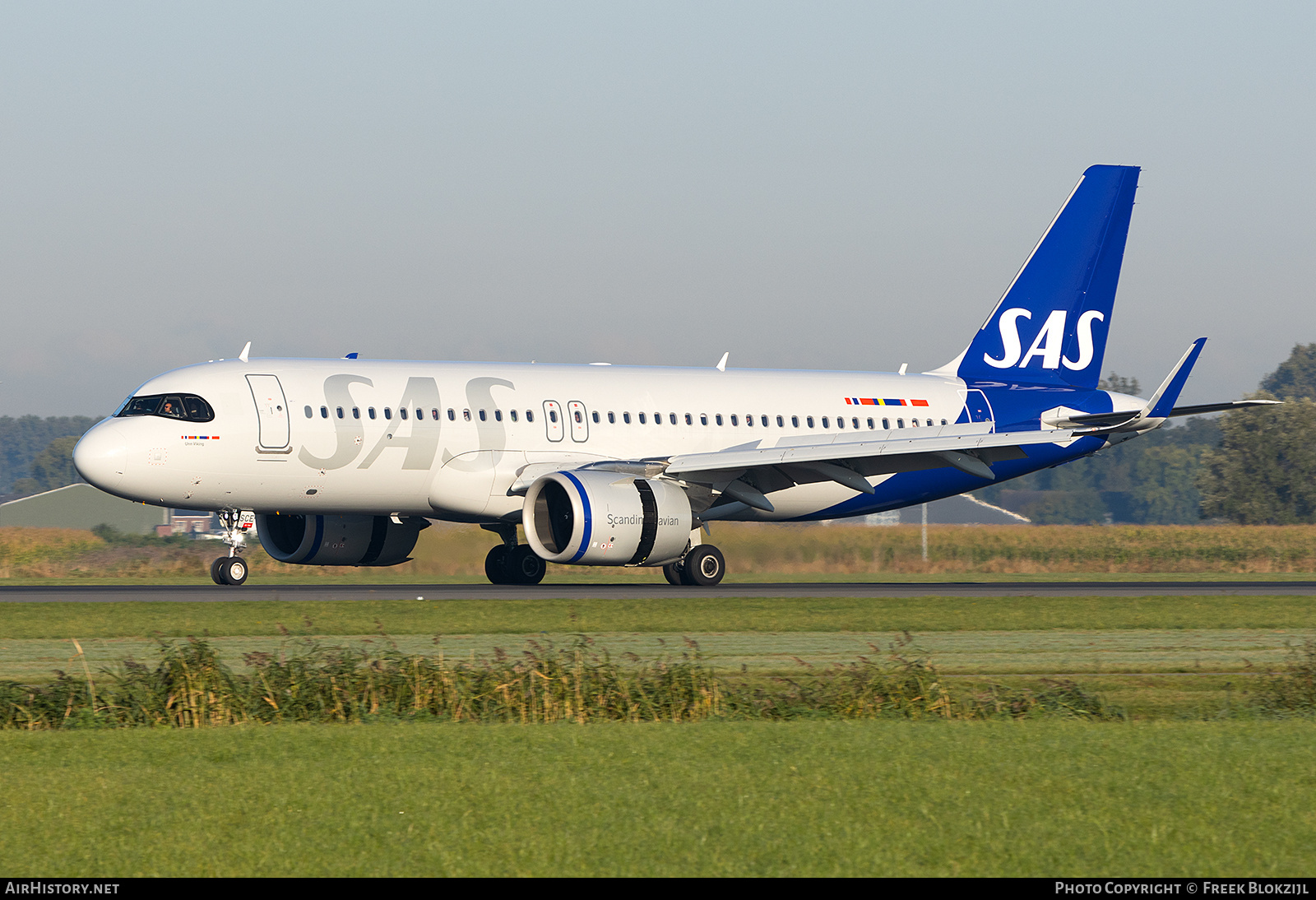 Aircraft Photo of EI-SCE | Airbus A320-251N | Scandinavian Airlines - SAS | AirHistory.net #734427