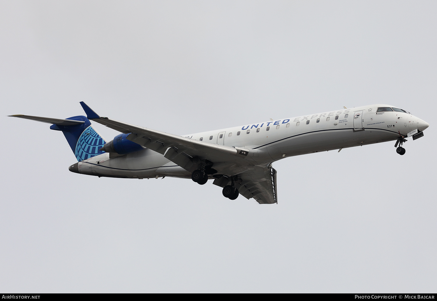 Aircraft Photo of N537GJ | Bombardier CRJ-701ER (CL-600-2C10) | United Express | AirHistory.net #734455