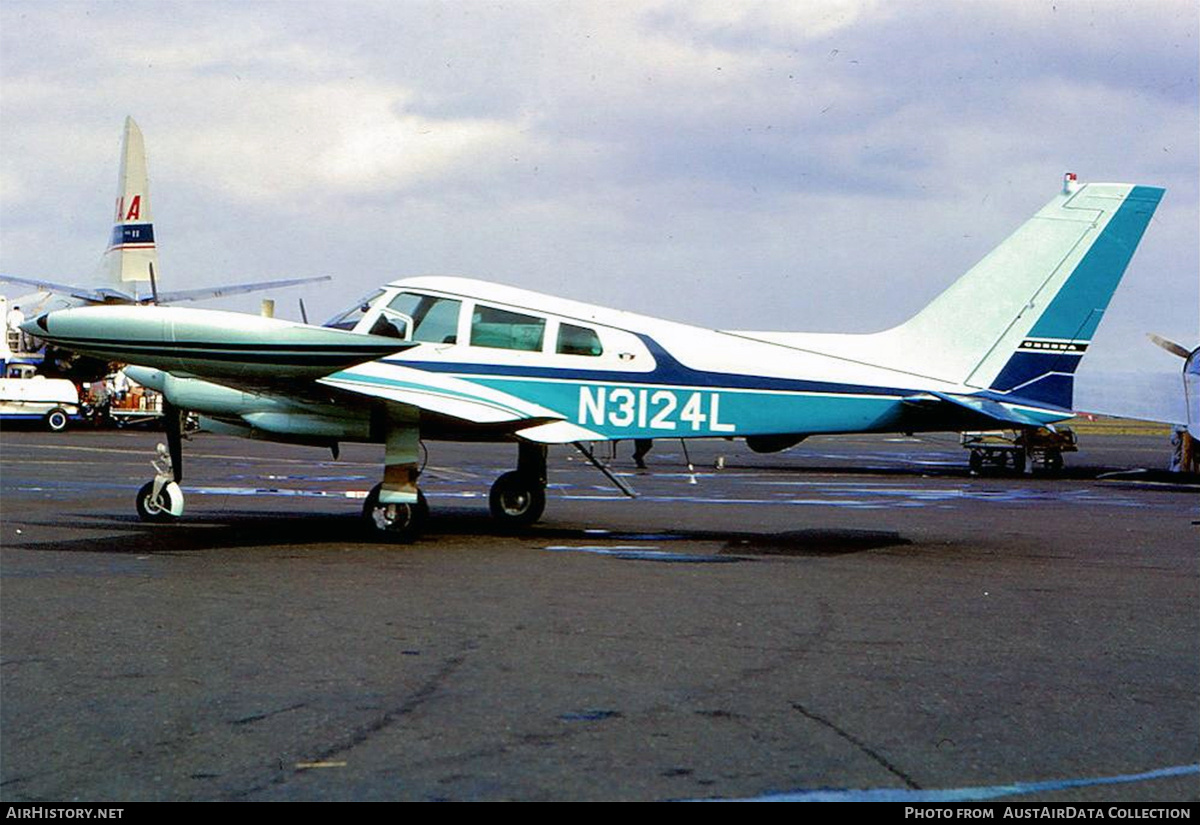 Aircraft Photo of N3124L | Cessna 310J | AirHistory.net #734486