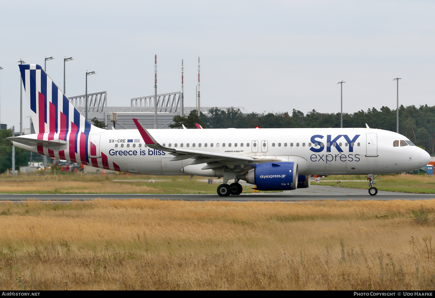 Aircraft Photo of SX-CRE | Airbus A320-251N | Sky Express | AirHistory.net #734551