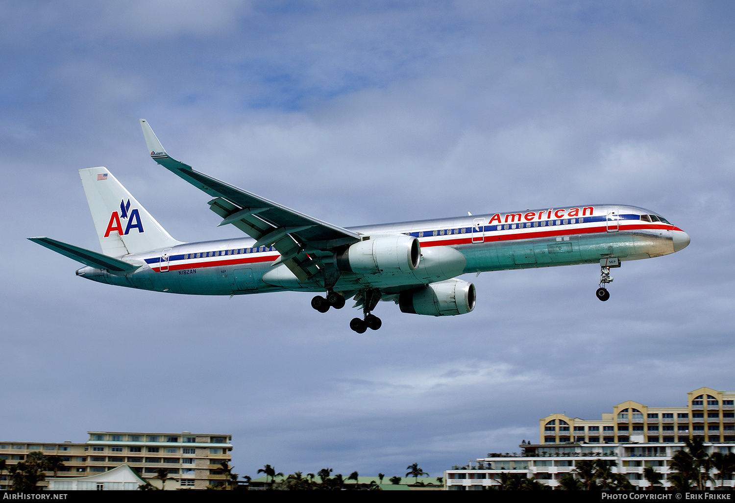 Aircraft Photo of N182AN | Boeing 757-223 | American Airlines | AirHistory.net #734620