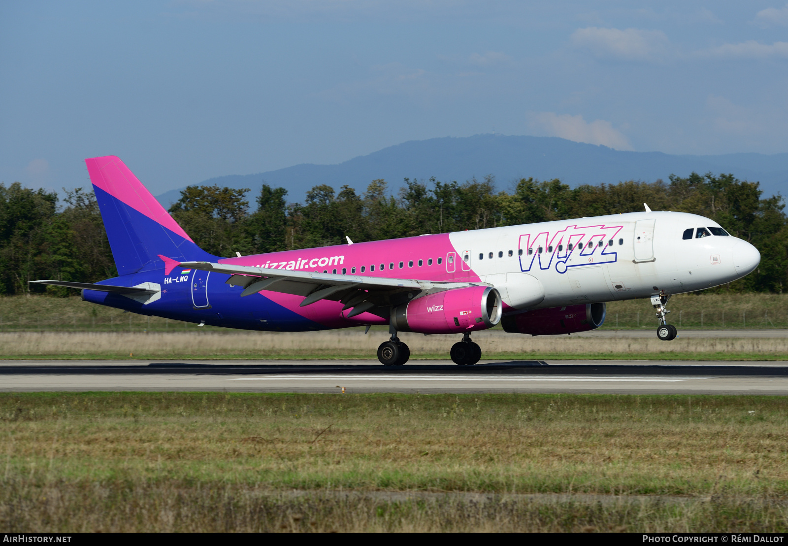 Aircraft Photo of HA-LWQ | Airbus A320-232 | Wizz Air | AirHistory.net #734642