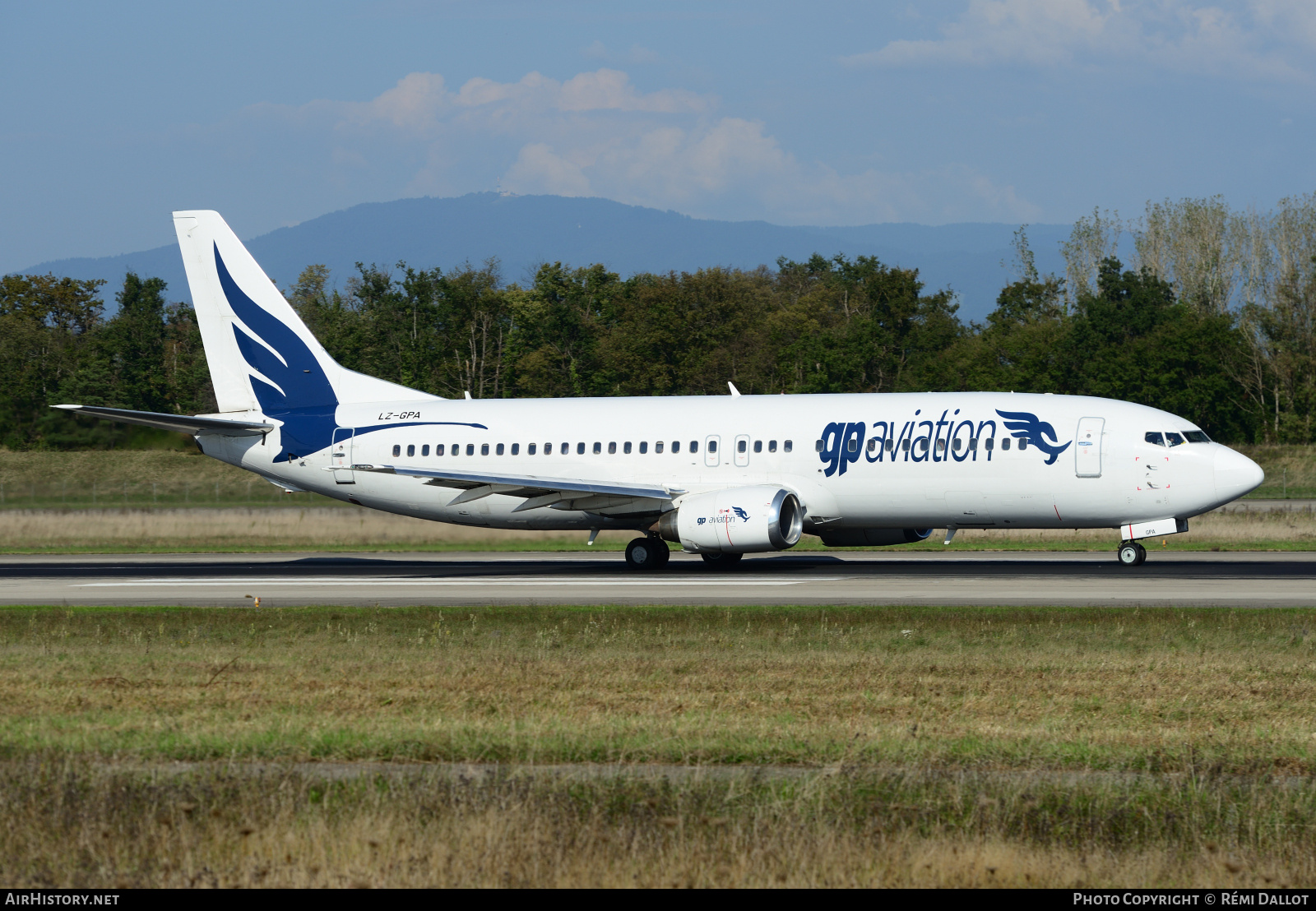 Aircraft Photo of LZ-GPA | Boeing 737-430 | GP Aviation | AirHistory.net #734643