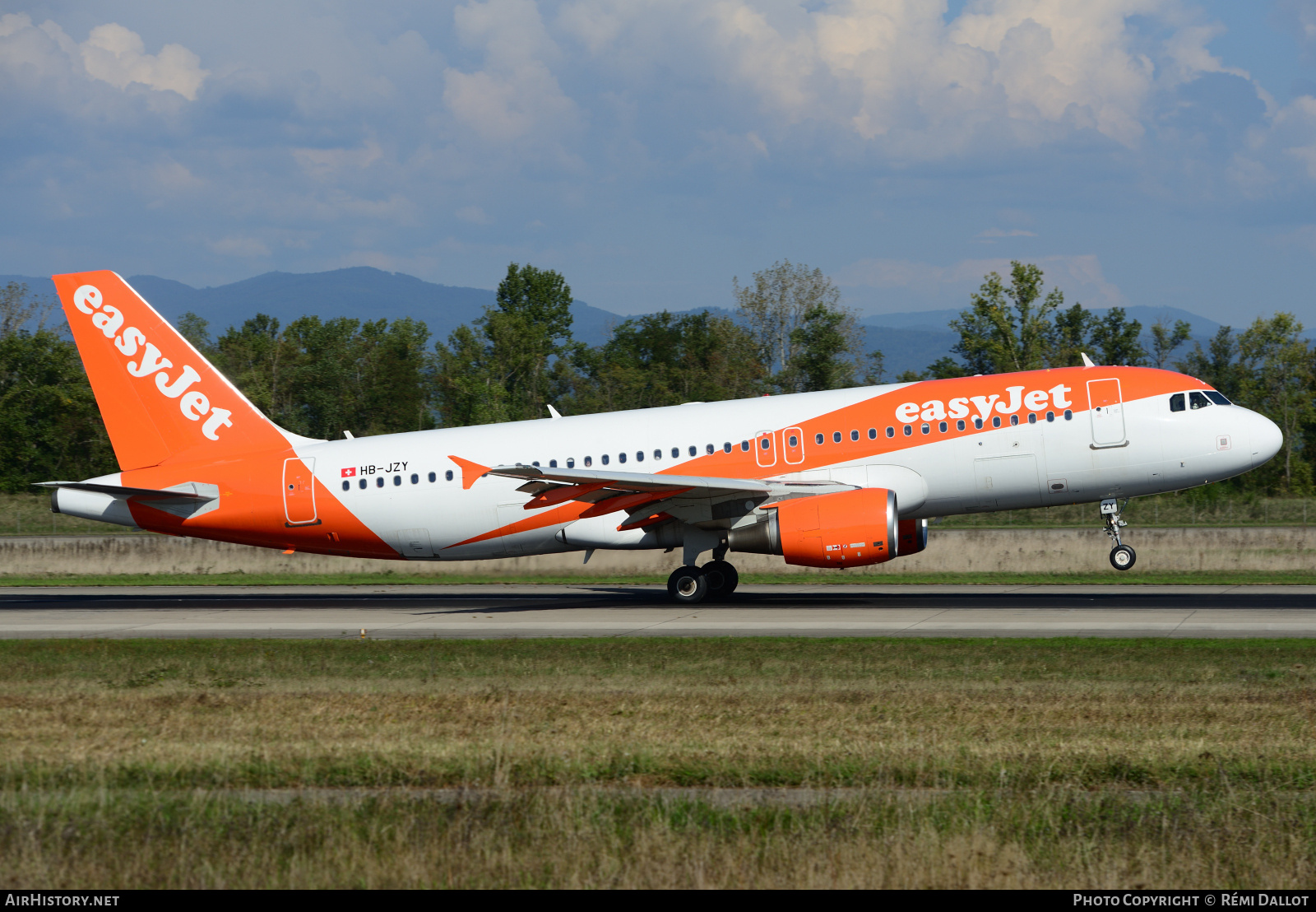 Aircraft Photo of HB-JZY | Airbus A320-214 | EasyJet | AirHistory.net #734652