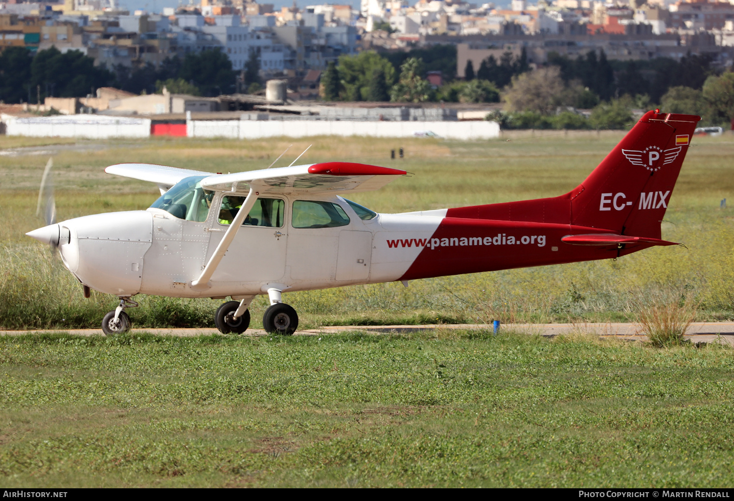 Aircraft Photo of EC-MIX | Reims F172N Skyhawk II | Panamedia International Flight School | AirHistory.net #734686
