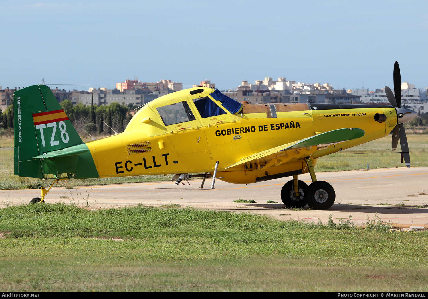 Aircraft Photo of EC-LLT | Air Tractor AT-802 | Gobierno de España | AirHistory.net #734687
