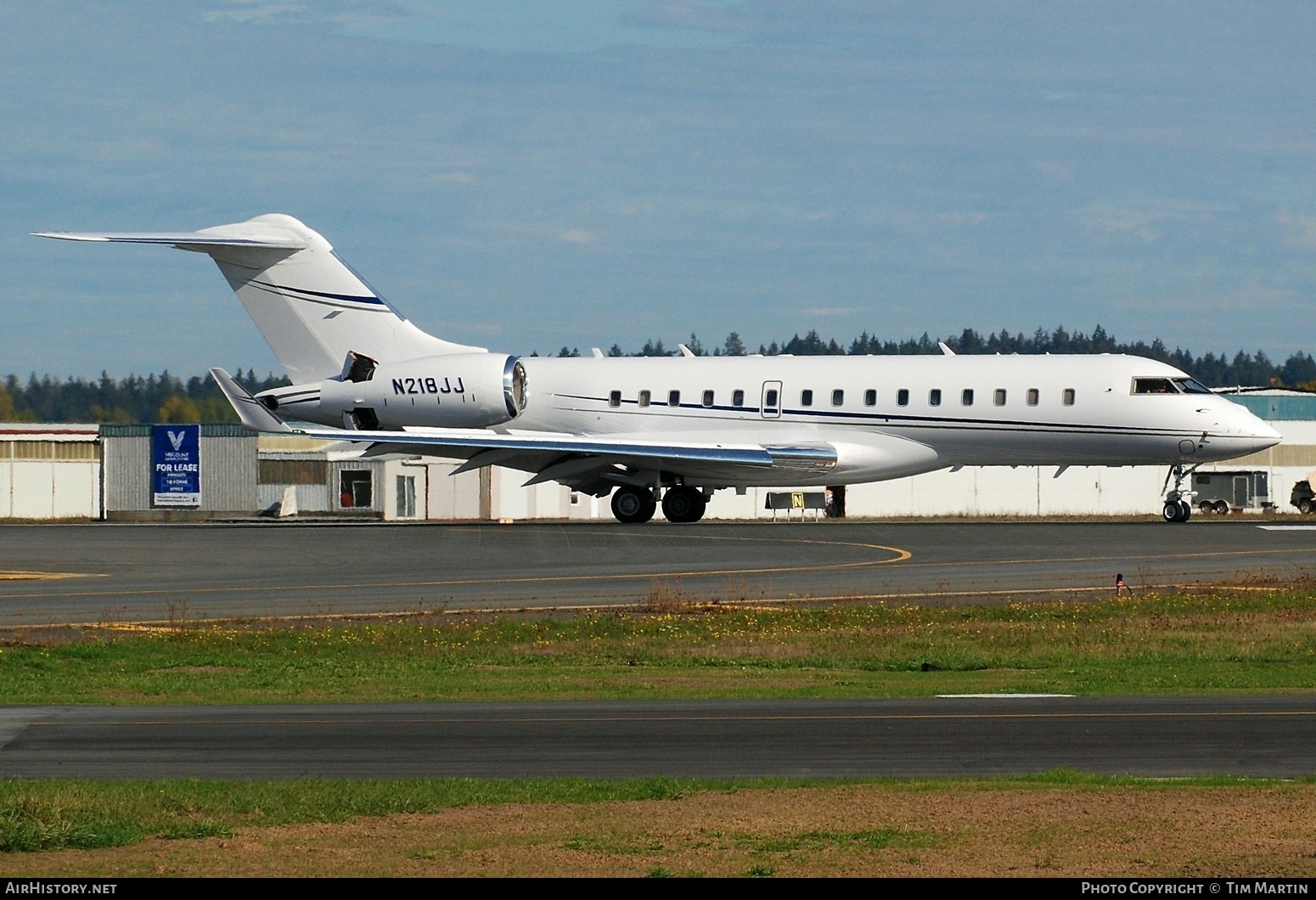 Aircraft Photo of N218JJ | Bombardier Global Express XRS (BD-700-1A10) | AirHistory.net #734768