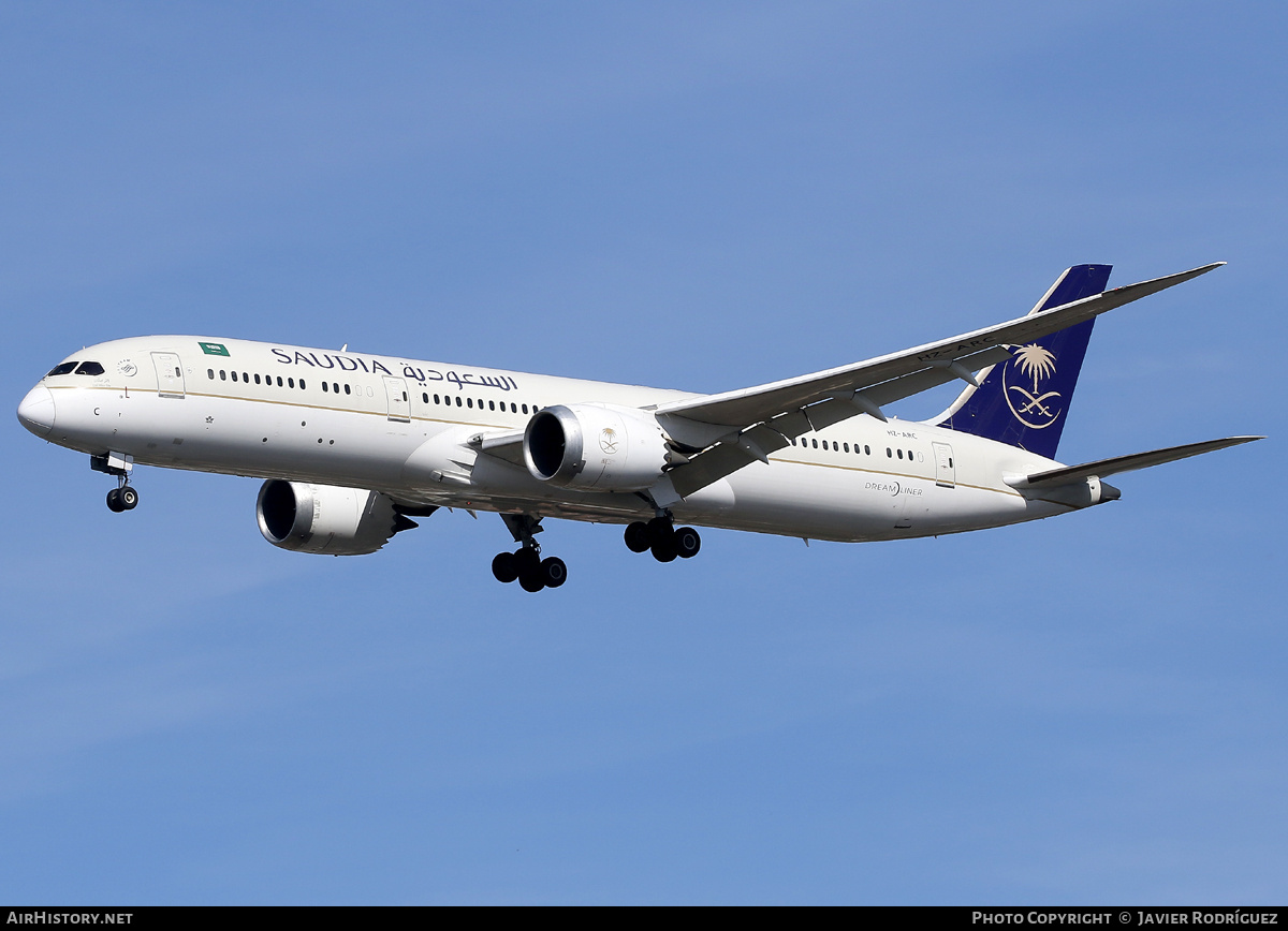Aircraft Photo of HZ-ARC | Boeing 787-9 Dreamliner | Saudia - Saudi Arabian Airlines | AirHistory.net #734883