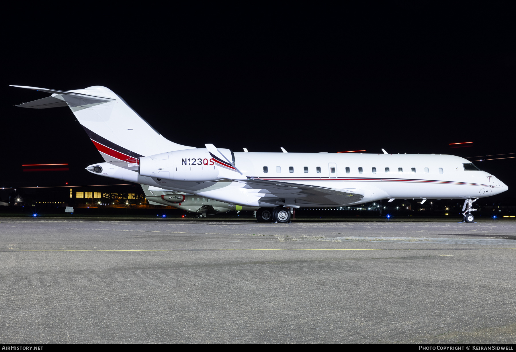 Aircraft Photo of N123QS | Bombardier Global 5500 (BD-700-1A11) | AirHistory.net #734906