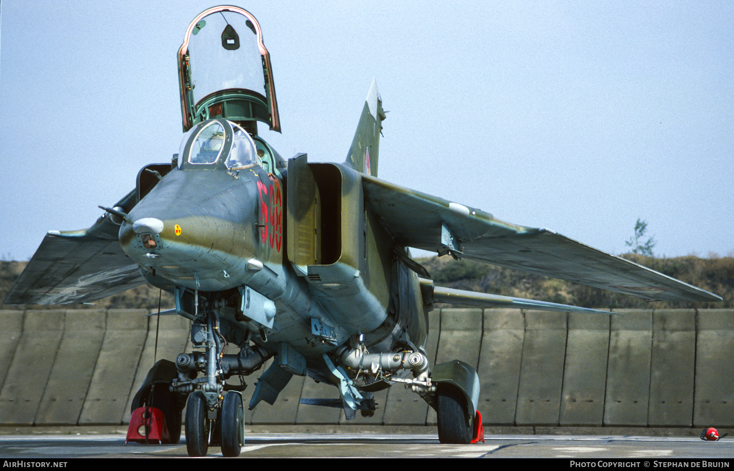 Aircraft Photo of 698 | Mikoyan-Gurevich MiG-23BN | East Germany - Air Force | AirHistory.net #735027