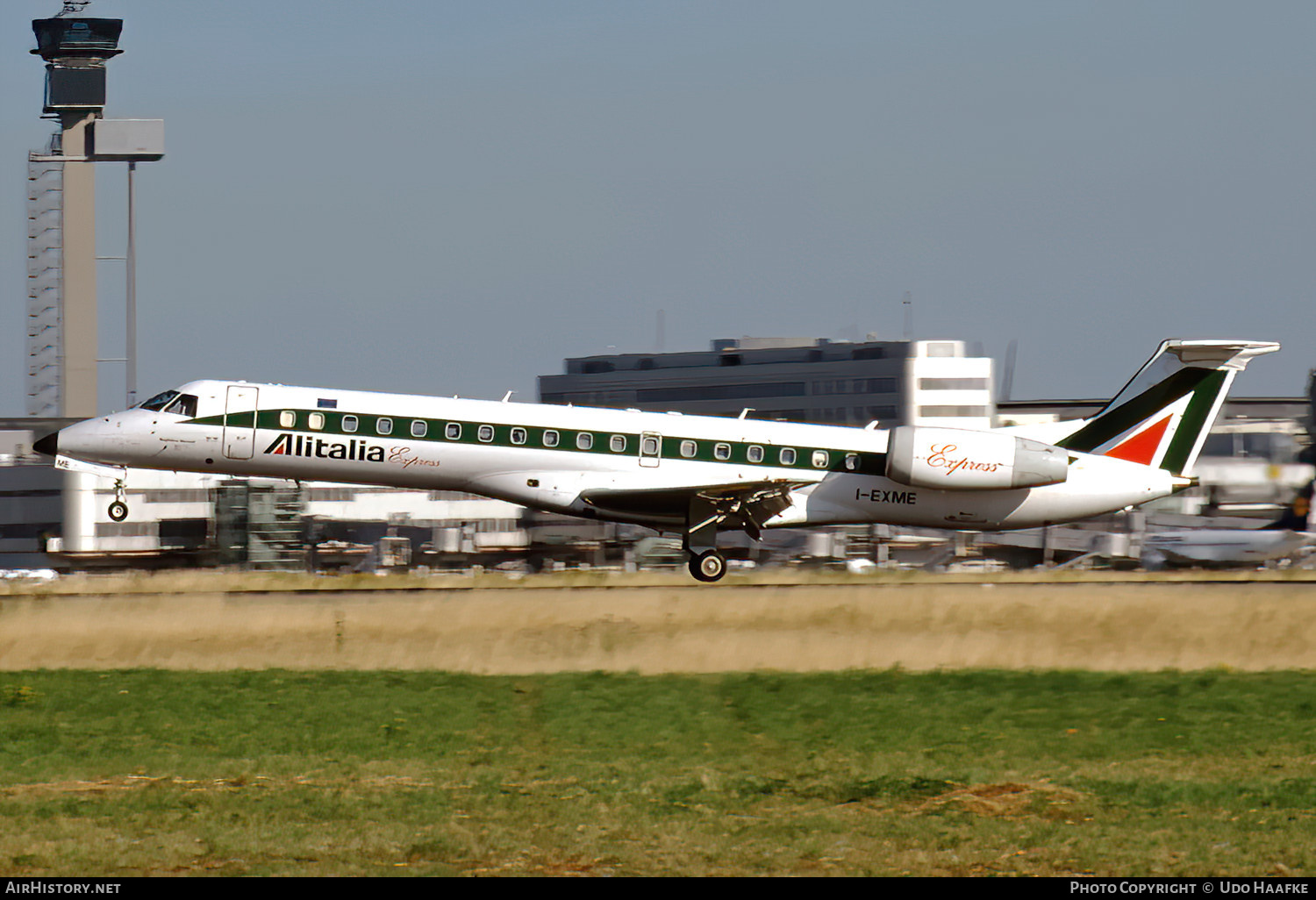 Aircraft Photo of I-EXME | Embraer ERJ-145LR (EMB-145LR) | Alitalia Express | AirHistory.net #735046