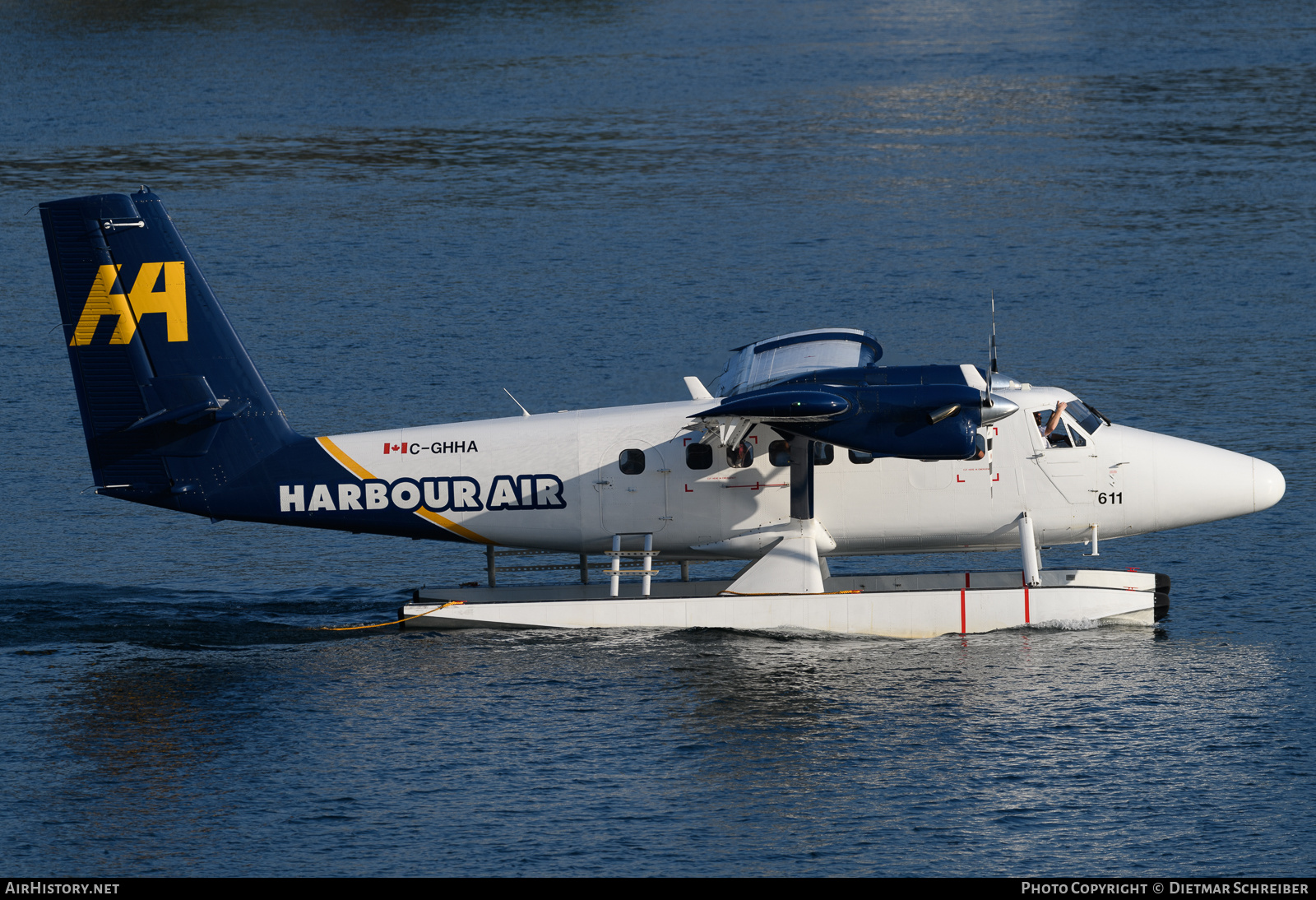 Aircraft Photo of C-GHHA | De Havilland Canada DHC-6-300 Twin Otter | Harbour Air | AirHistory.net #735076