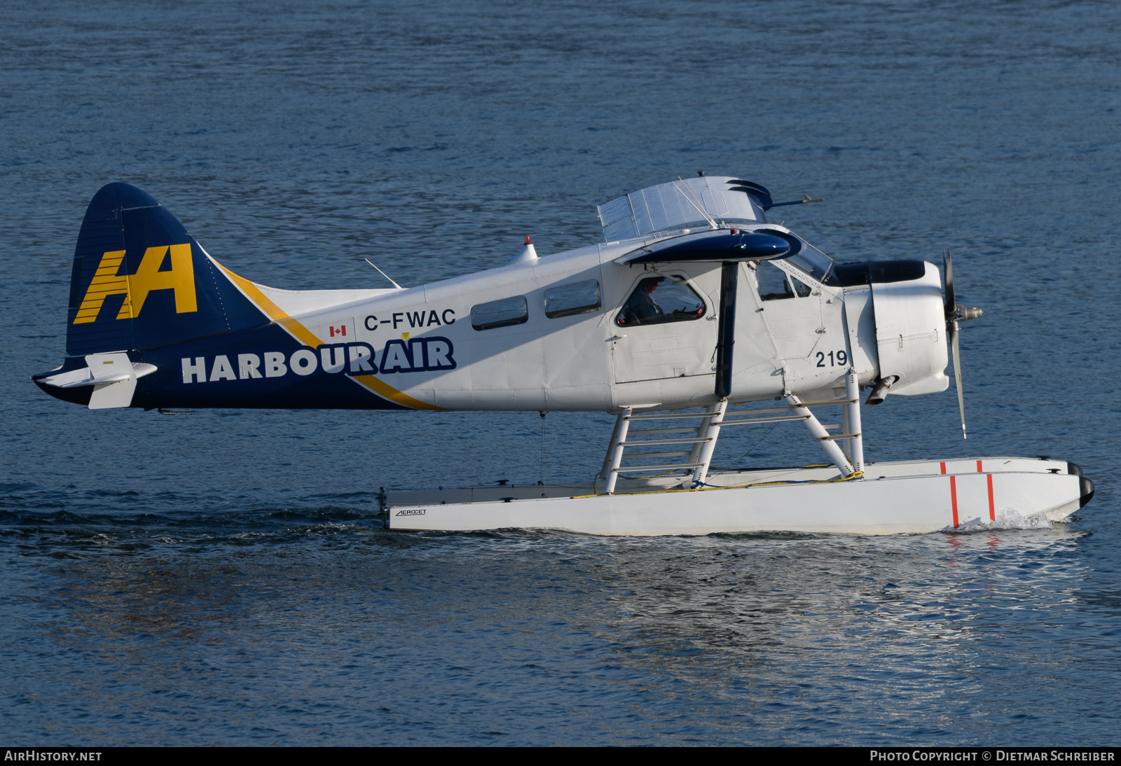 Aircraft Photo of C-FWAC | De Havilland Canada DHC-2 Beaver Mk.1 | Harbour Air | AirHistory.net #735078