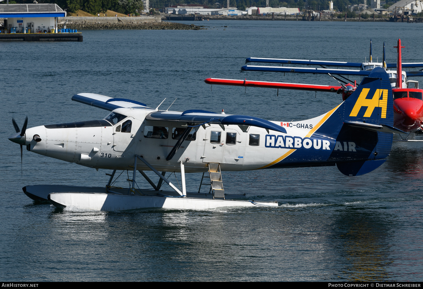 Aircraft Photo of C-GHAS | Vazar DHC-3T Turbine Otter | Harbour Air | AirHistory.net #735096