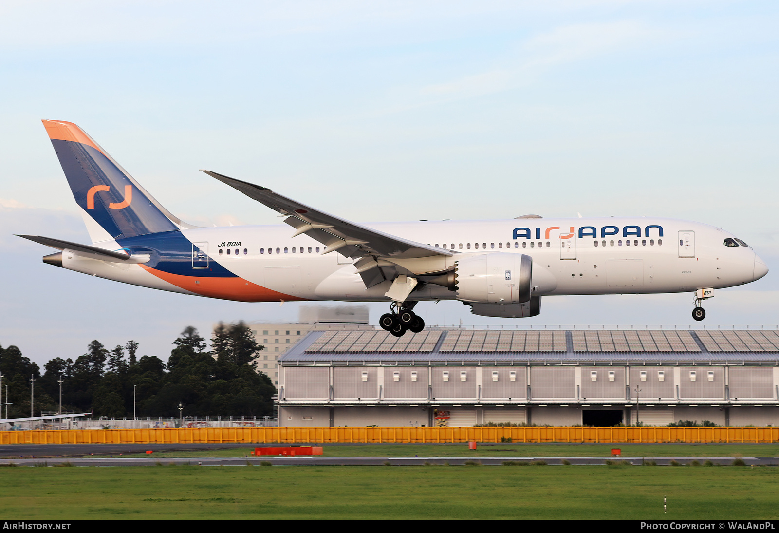 Aircraft Photo of JA801A | Boeing 787-8 Dreamliner | Air Japan | AirHistory.net #735127