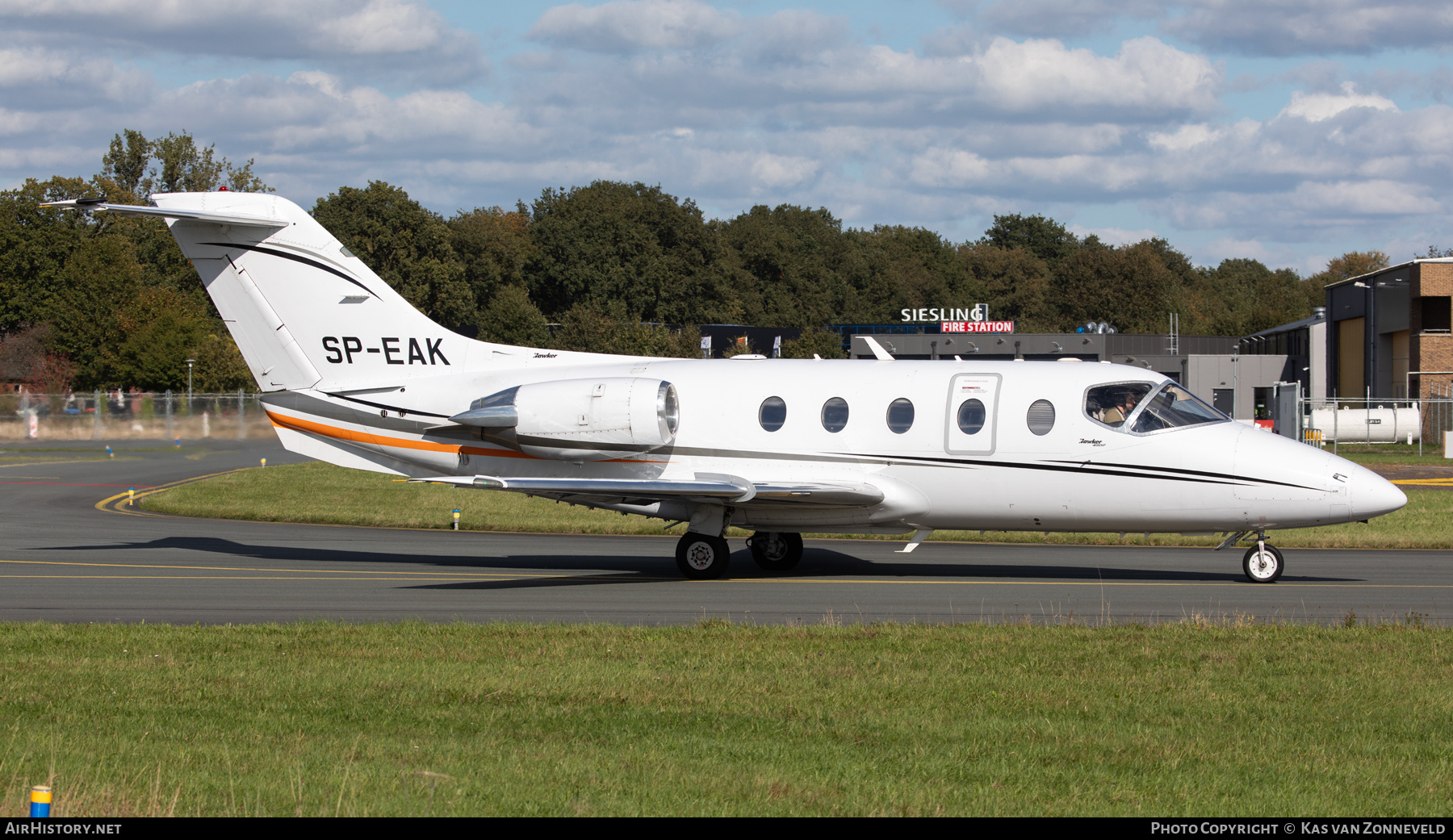 Aircraft Photo of SP-EAK | Hawker Beechcraft 400XP | AirHistory.net #735146
