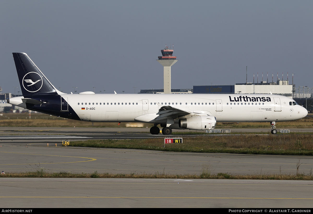 Aircraft Photo of D-AIDC | Airbus A321-231 | Lufthansa | AirHistory.net #735187