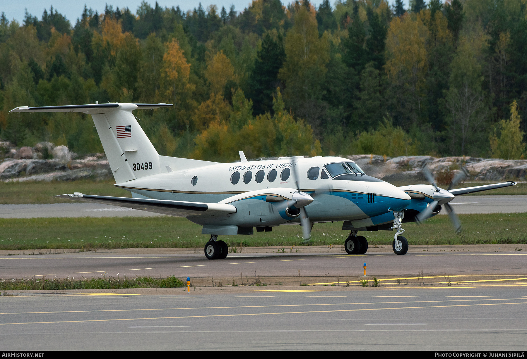 Aircraft Photo of 83-0499 / 30499 | Beech C-12D Huron | USA - Air Force | AirHistory.net #735249