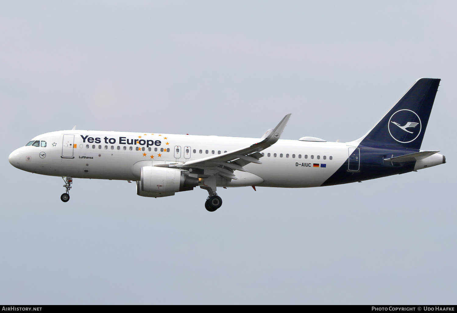 Aircraft Photo of D-AIUC | Airbus A320-214 | Lufthansa | AirHistory.net #735297