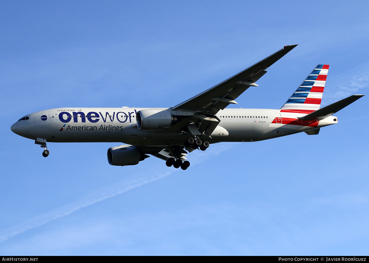 Aircraft Photo of N791AN | Boeing 777-223/ER | American Airlines | AirHistory.net #735326