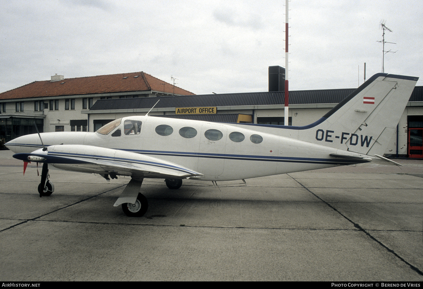 Aircraft Photo of OE-FDW | Cessna 414A Chancellor | AirHistory.net #735433
