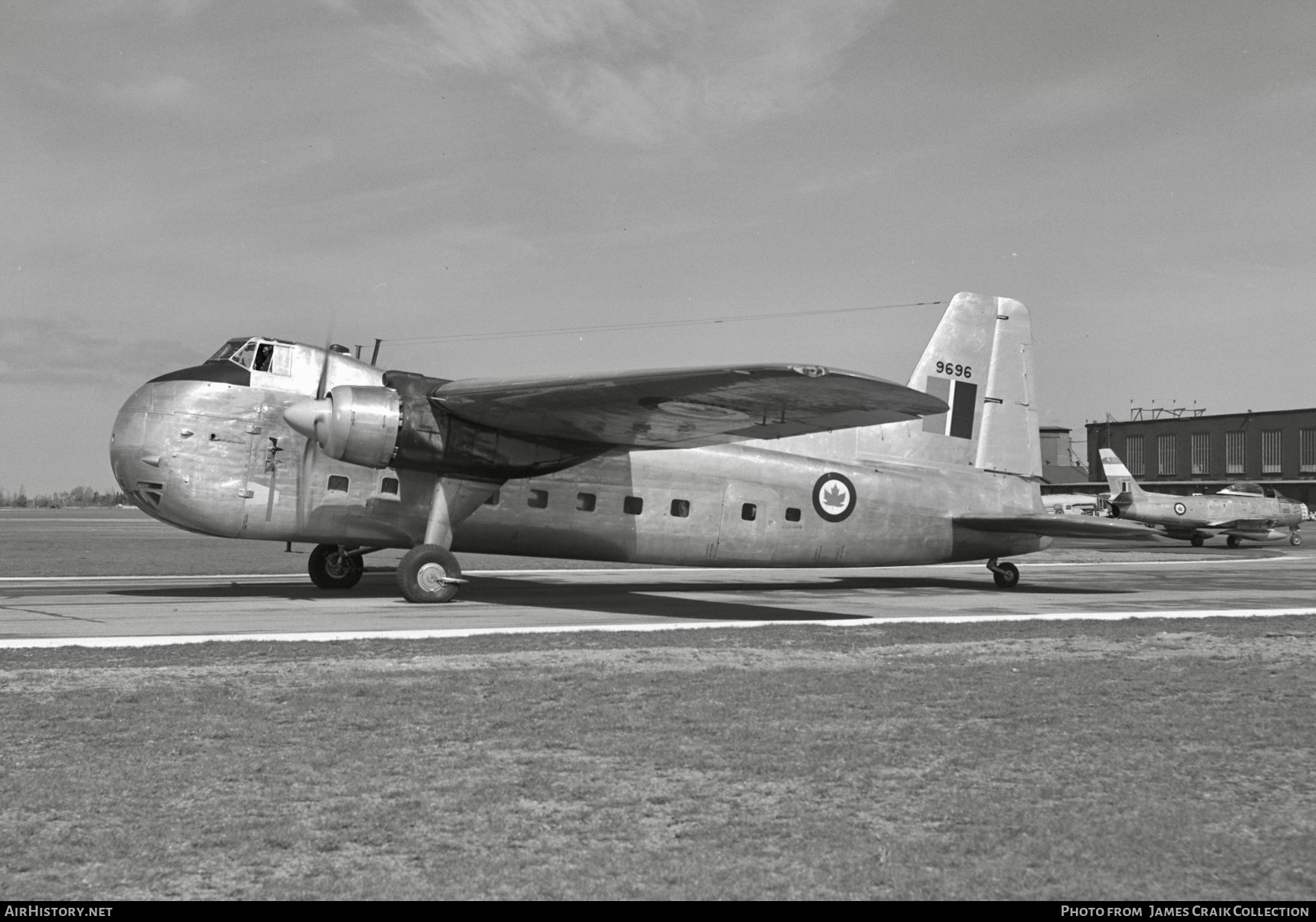 Aircraft Photo of 9696 | Bristol 170 Freighter Mk31M | Canada - Air Force | AirHistory.net #735482