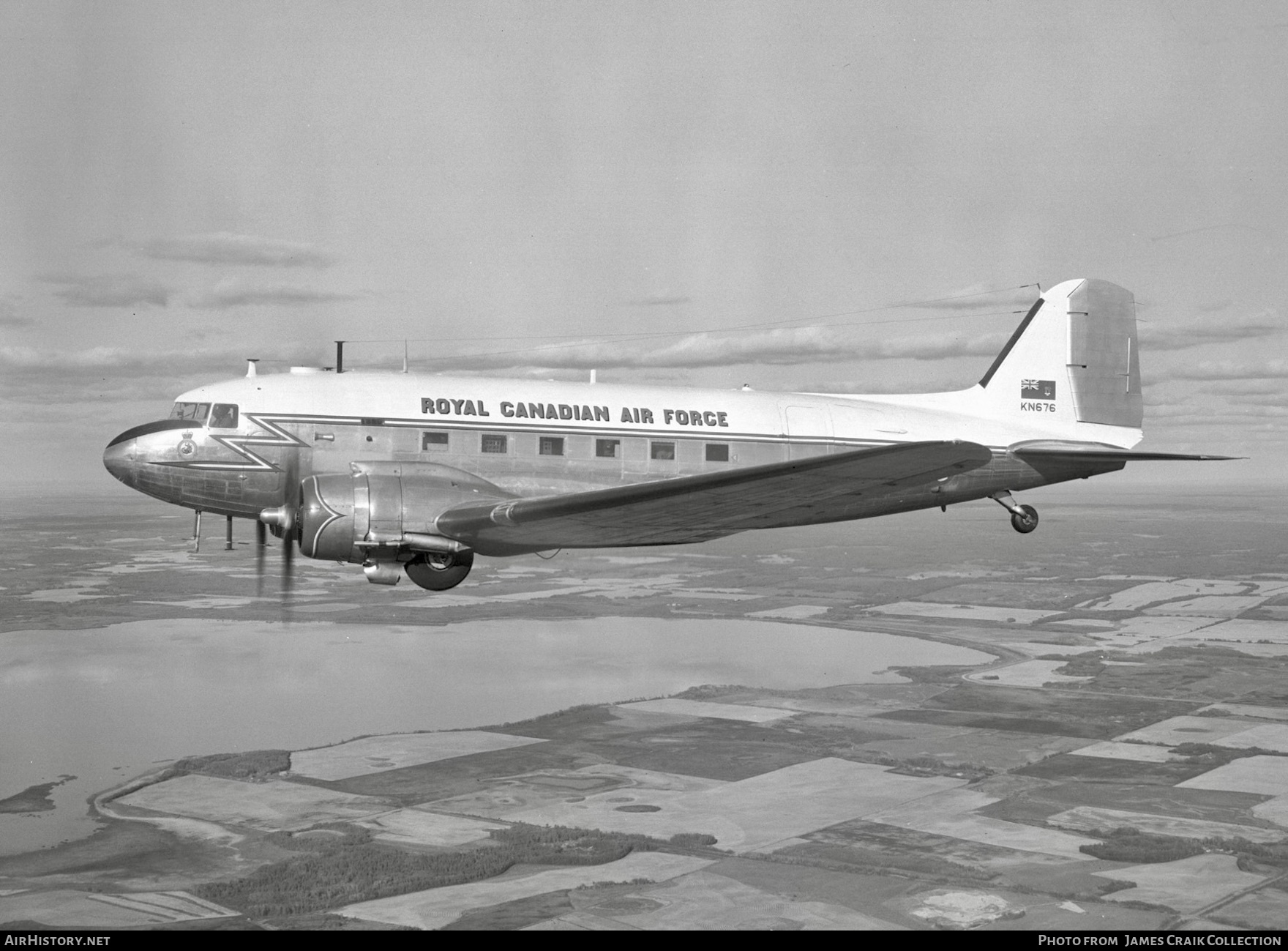 Aircraft Photo of KN676 | Douglas CC-129 Dakota 3 | Canada - Air Force | AirHistory.net #735490