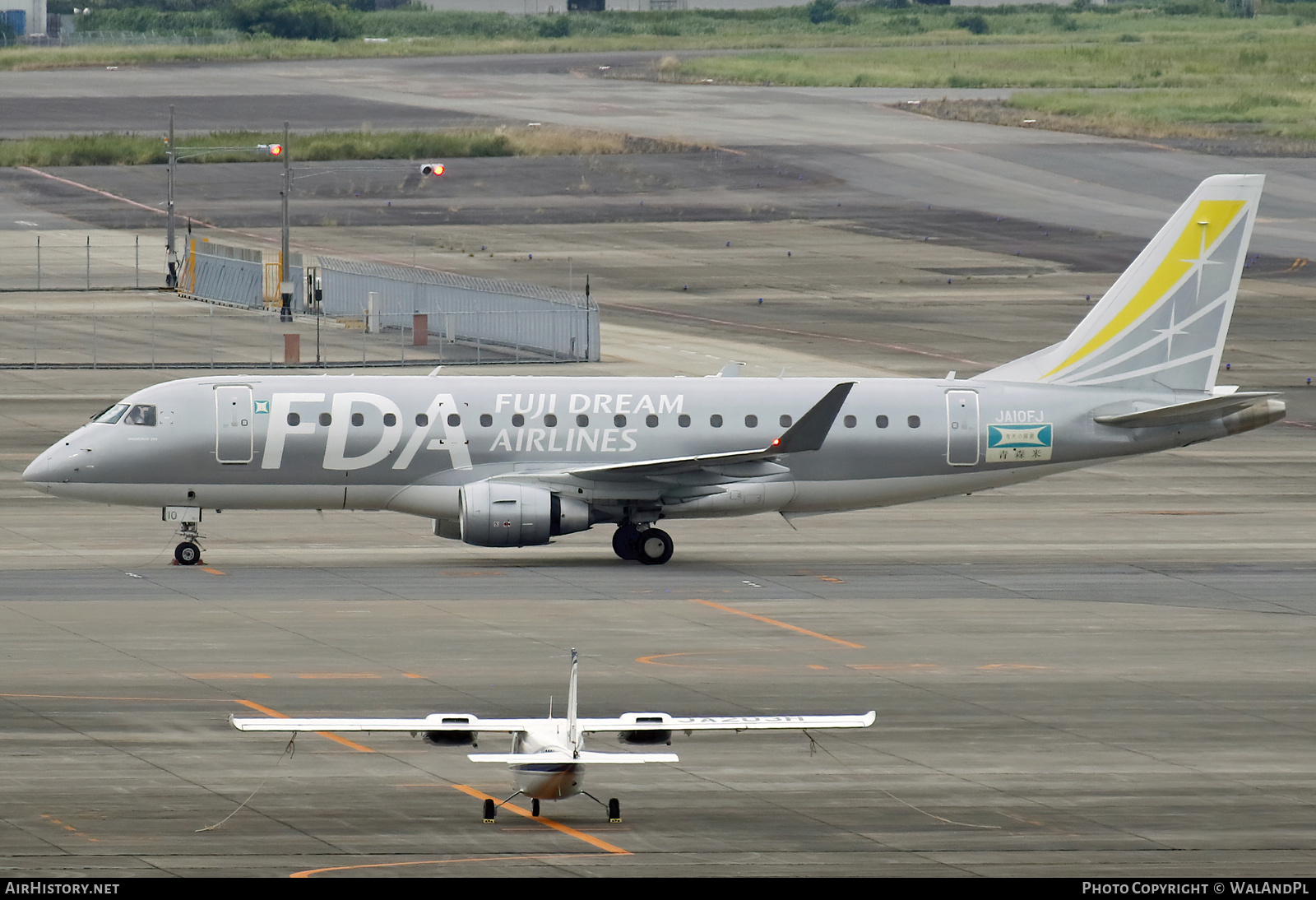 Aircraft Photo of JA10FJ | Embraer 175STD (ERJ-170-200STD) | FDA - Fuji Dream Airlines | AirHistory.net #735539