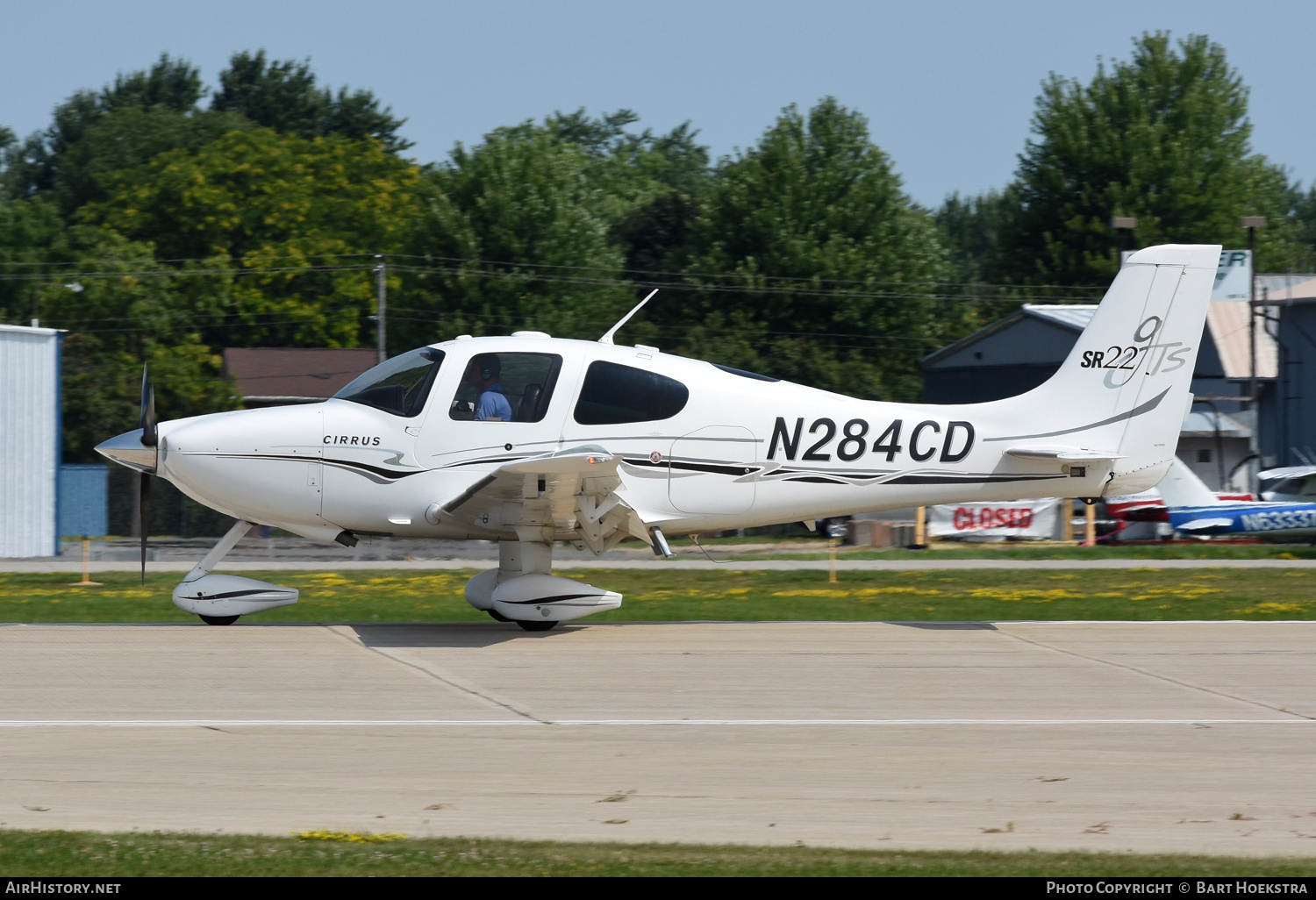 Aircraft Photo of N284CD | Cirrus SR-22 G2-GTS | AirHistory.net #735552