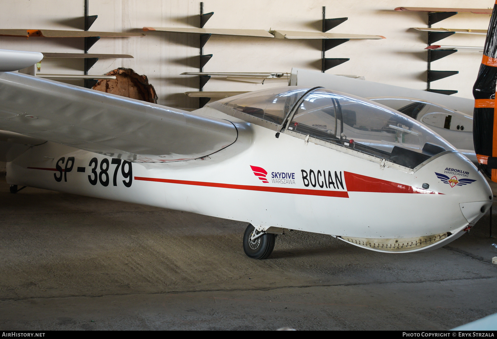 Aircraft Photo of SP-3879 | PZL-Bielsko SZD-9BIS Bocian 1E | Aeroklub Warszawski | AirHistory.net #735598