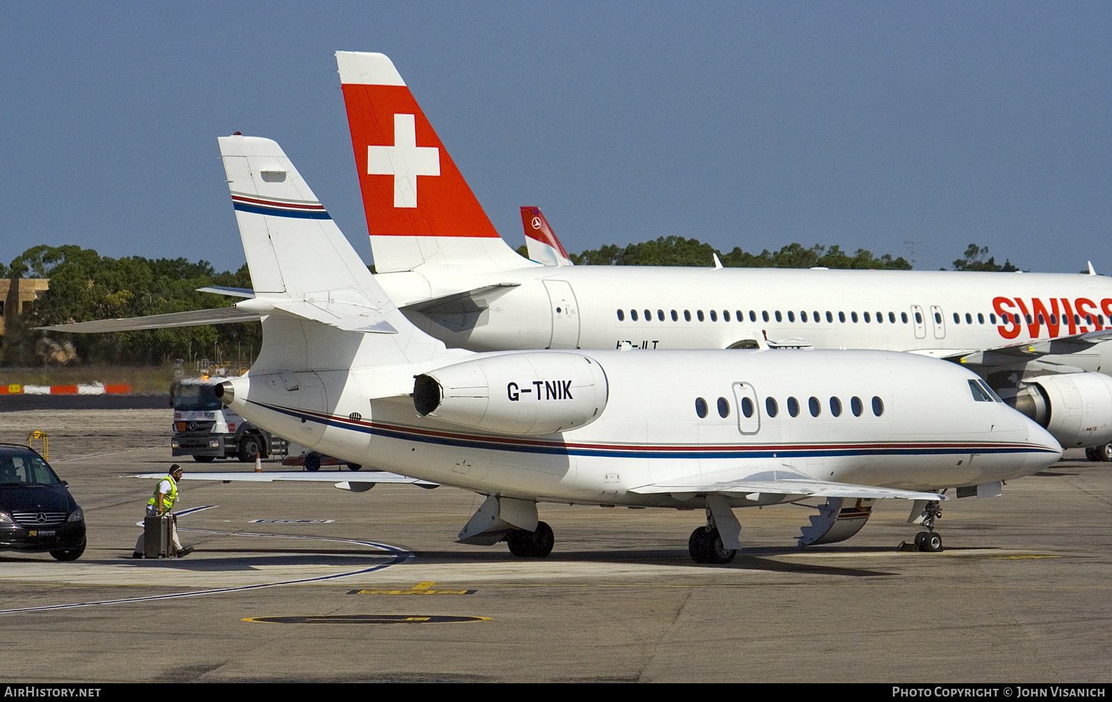 Aircraft Photo of G-TNIK | Dassault Falcon 2000 | AirHistory.net #735636