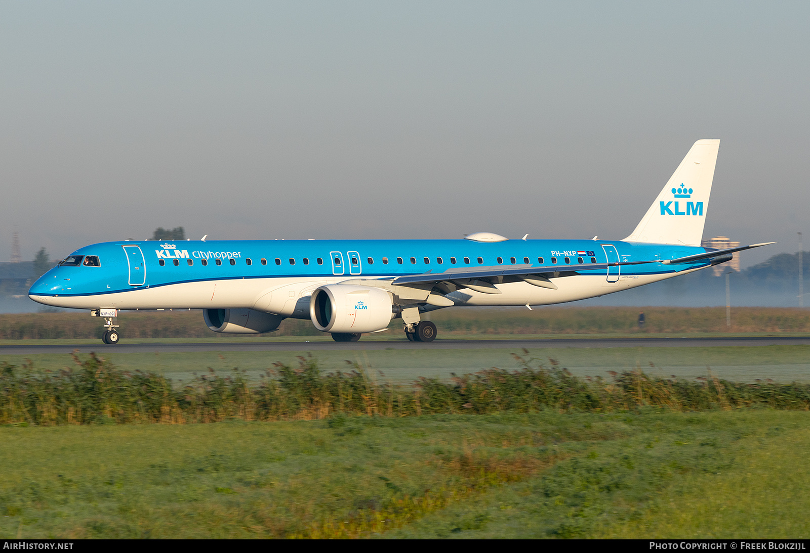 Aircraft Photo of PH-NXP | Embraer 195-E2 (ERJ-190-400) | KLM Cityhopper | AirHistory.net #735637