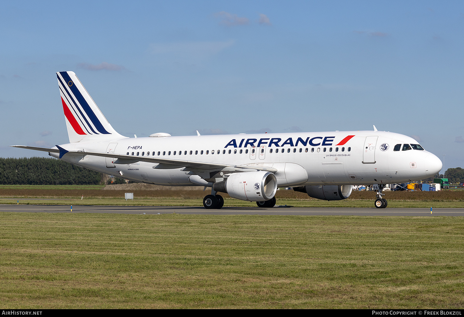 Aircraft Photo of F-HEPA | Airbus A320-214 | Air France | AirHistory.net #735648