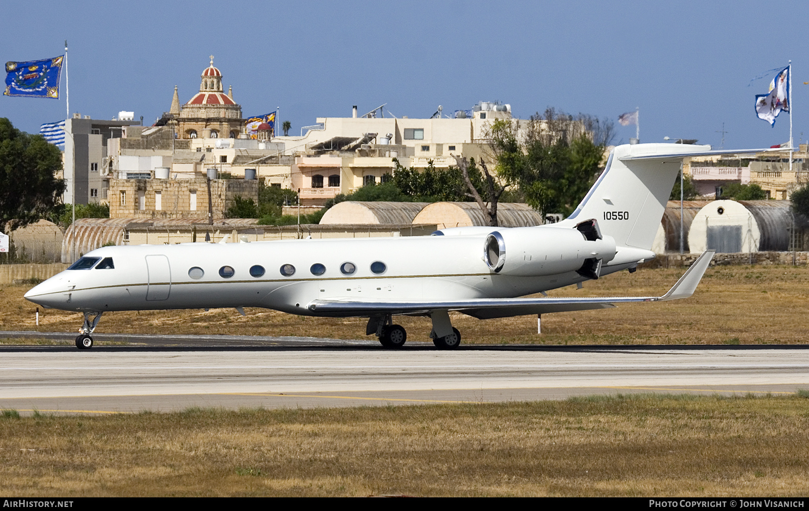 Aircraft Photo of 11-0550 / 10550 | Gulfstream Aerospace C-37B Gulfstream G550 (G-V-SP) | USA - Air Force | AirHistory.net #735667