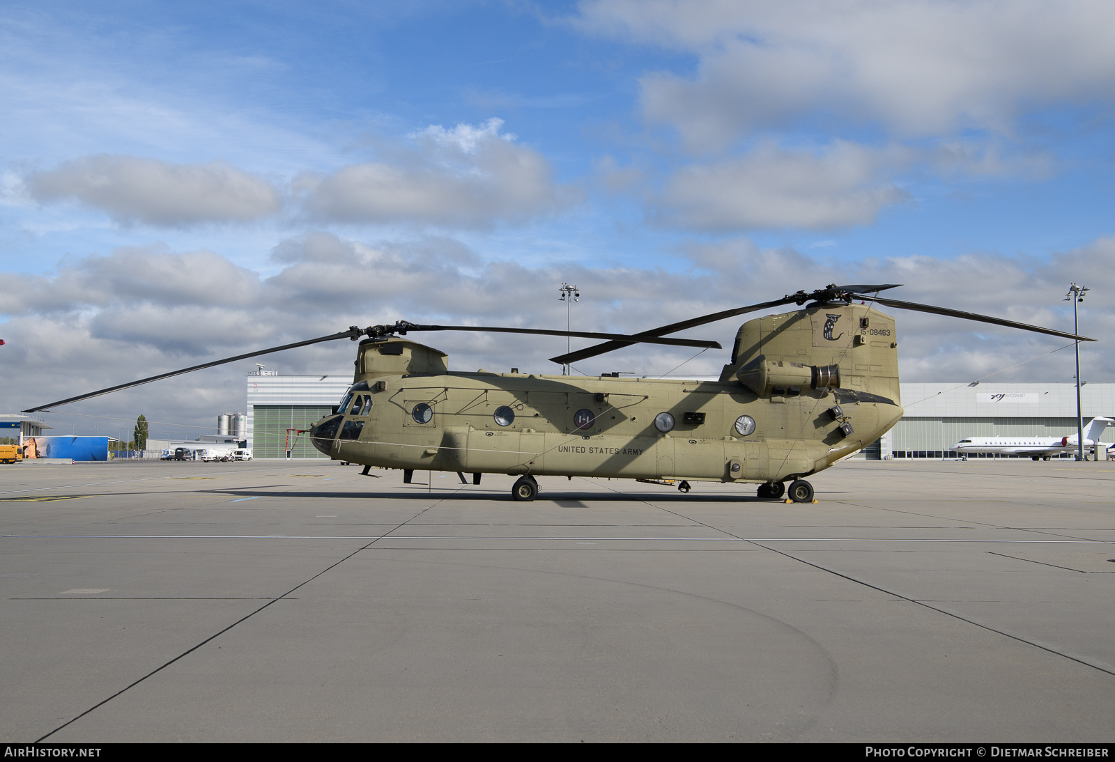 Aircraft Photo of 15-8463 | Boeing CH-47F(I) Chinook | USA - Army | AirHistory.net #735724