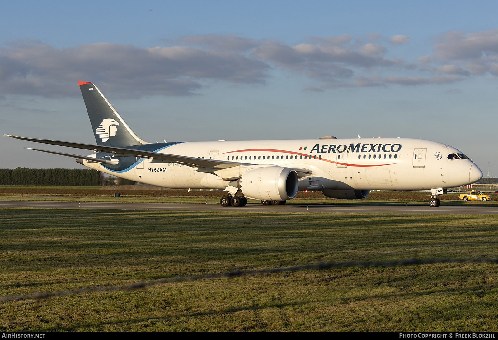 Aircraft Photo of N782AM | Boeing 787-8 Dreamliner | AeroMéxico | AirHistory.net #735725