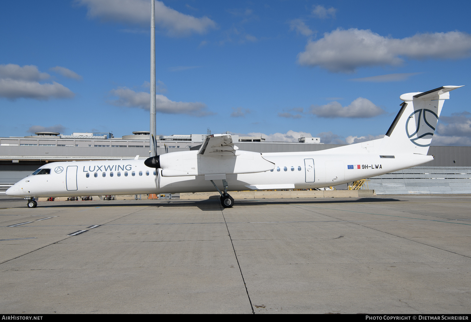 Aircraft Photo of 9H-LWA | Bombardier DHC-8-402 Dash 8 | Luxwing | AirHistory.net #735745