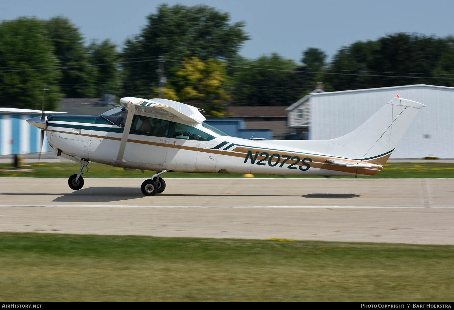 Aircraft Photo of N2072S | Cessna TR182 Turbo Skylane RG | AirHistory.net #735748