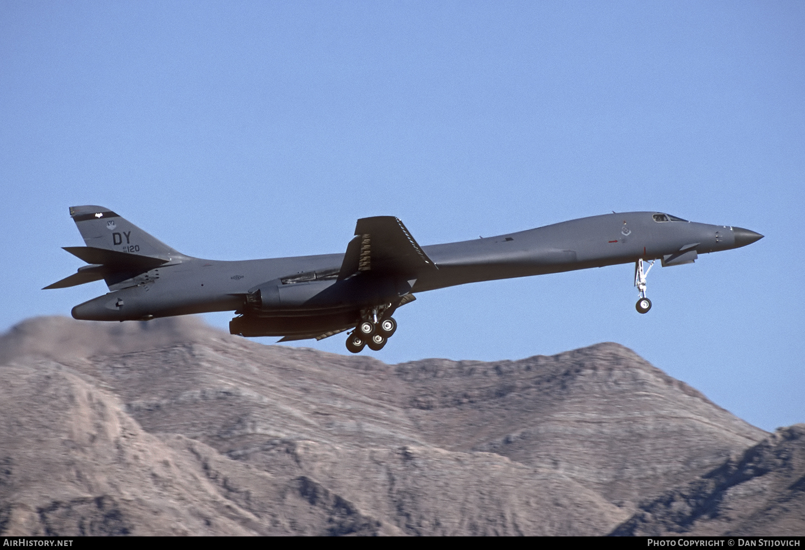 Aircraft Photo of 86-0120 / AF86-120 | Rockwell B-1B Lancer | USA - Air Force | AirHistory.net #735762